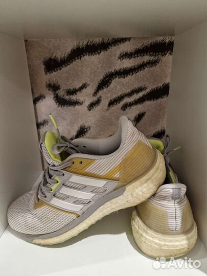 Кроссовки adidas