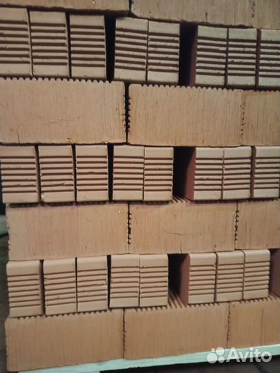 Кирпич красный М-150