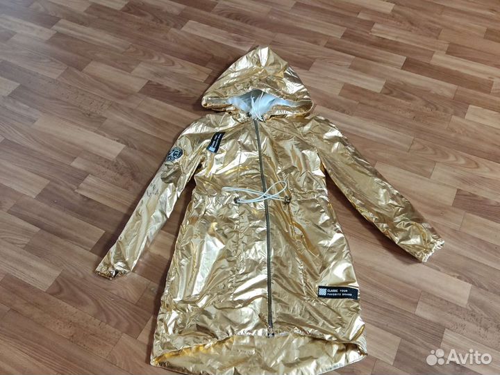 Плащ для девочки новый