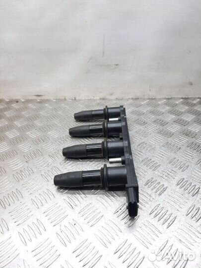 Катушка зажигания Opel Astra H 1.6 Z16XER 2008