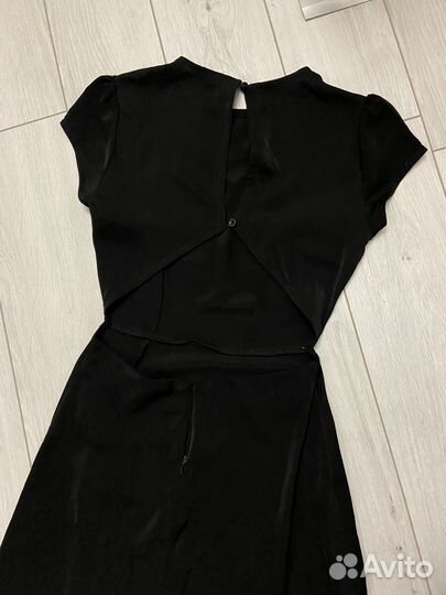 Платья праздничные