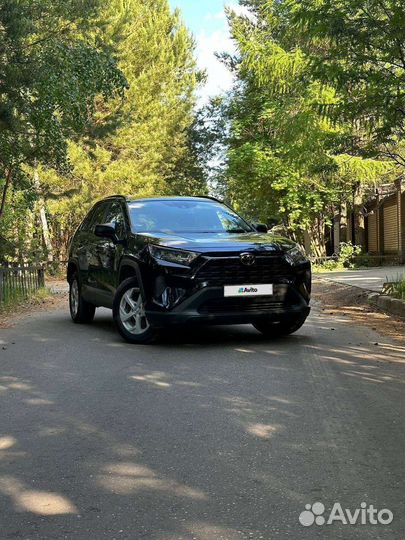 Toyota RAV4 2.5 AT, 2019, 62 000 км
