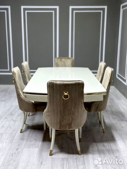 Стол обеденный в наличии\оплата при получении