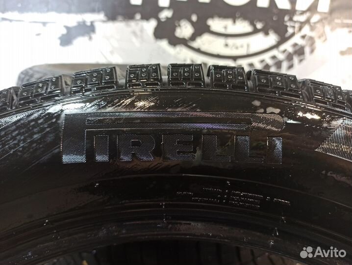 Pirelli Ice Zero FR 235/55 R20 102T