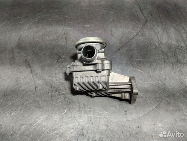 Клапан вентиляции картерных газов Mercedes E-Class