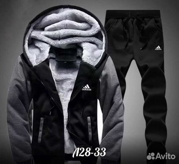 Костюм спортивный