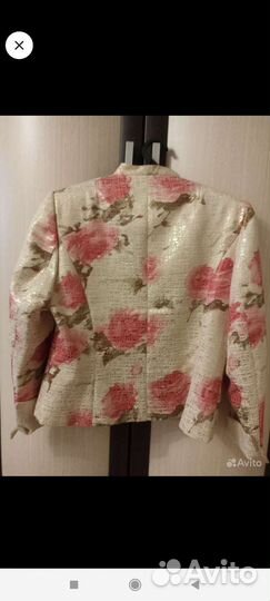 Костюм женский