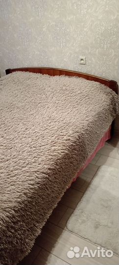 Кровать двухспальная 160/200 деревянная