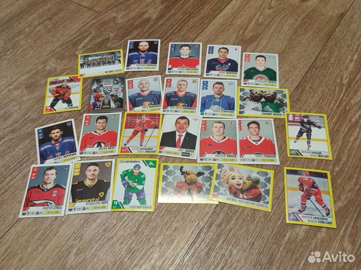 Наклейки кхл.Продам или обменяю