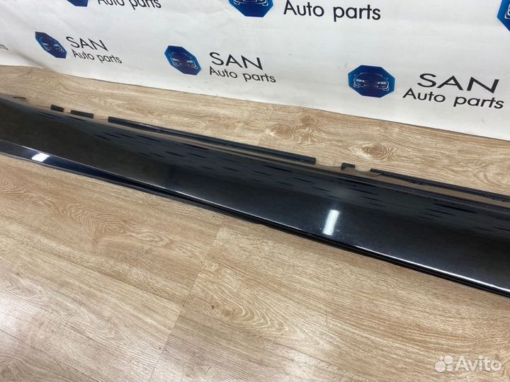 Накладка порога правая Bmw X5 E70 N52B30 2008