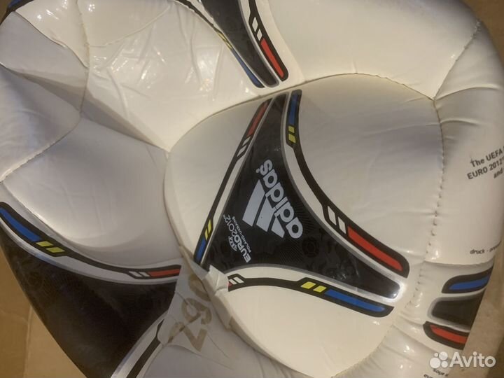 Футбольный мяч adidas tango 12