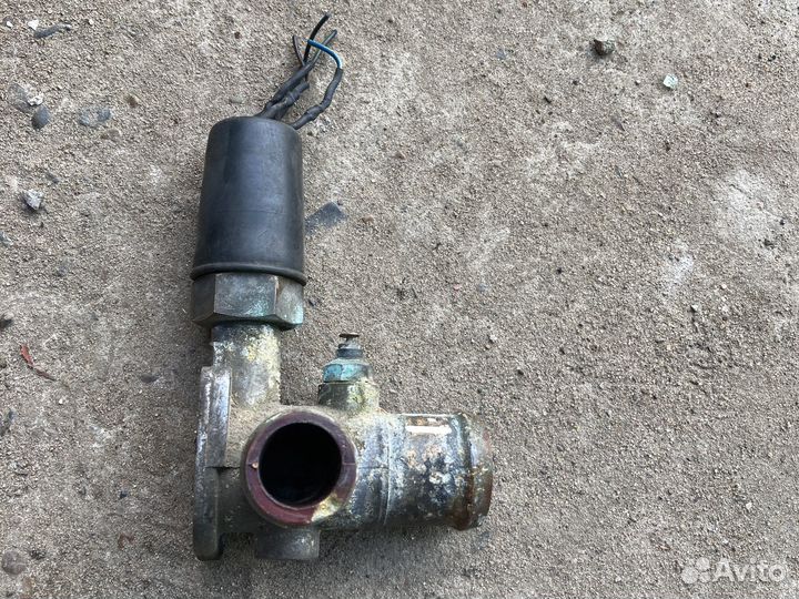 Водяной фланец ауди 100 с3