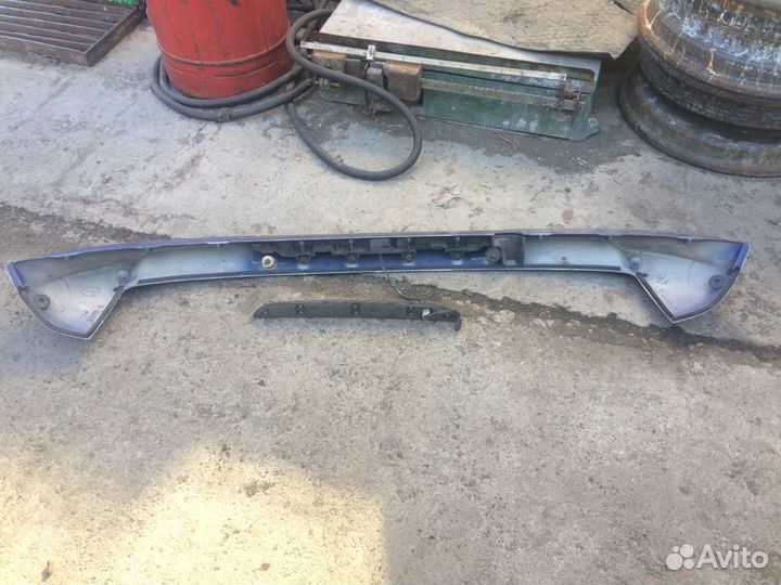 Спойлер Mazda Premacy
