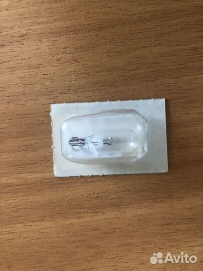 Лампочка в плафон передней подсветки новая W211