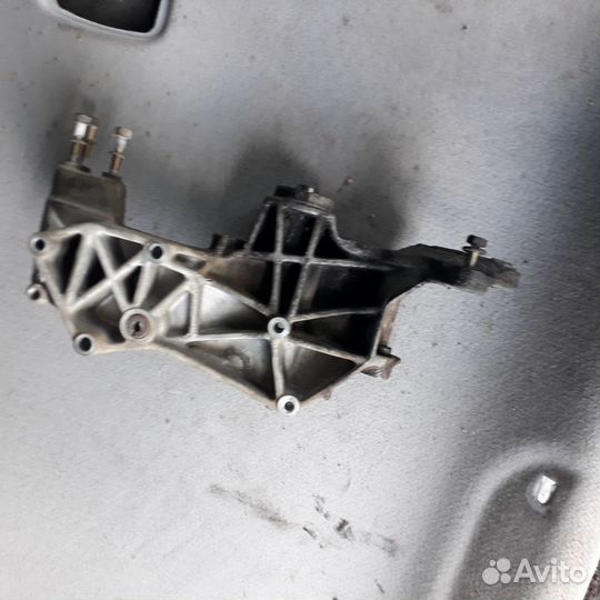 Кронштейн крепления гур + Генератора Ауди А4Б5