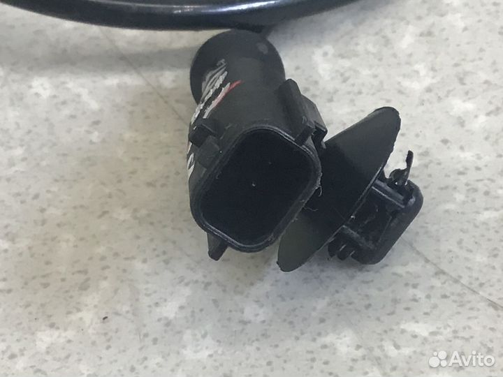 Датчик ABS задний правый Renault Kaptur 2016