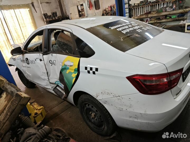 В разборе LADA Vesta 2021г.в