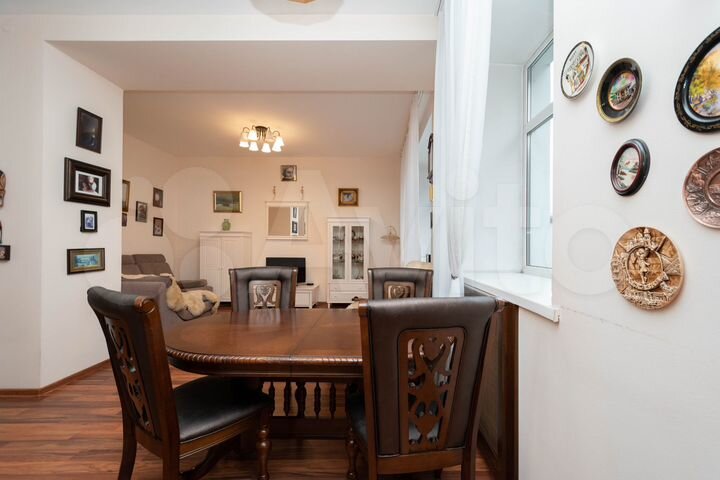 2-к. квартира, 60,2 м², 2/5 эт.