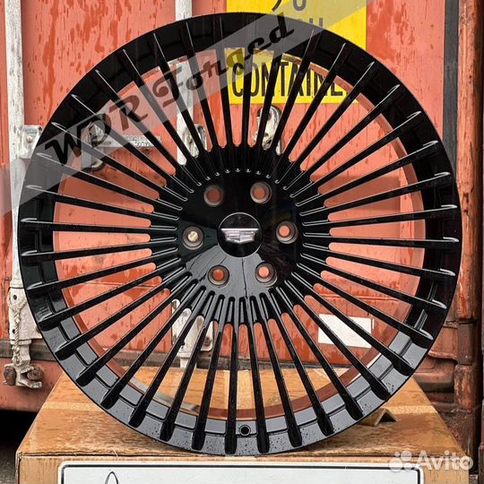 Кованые диски R22 Сadillac Escalade