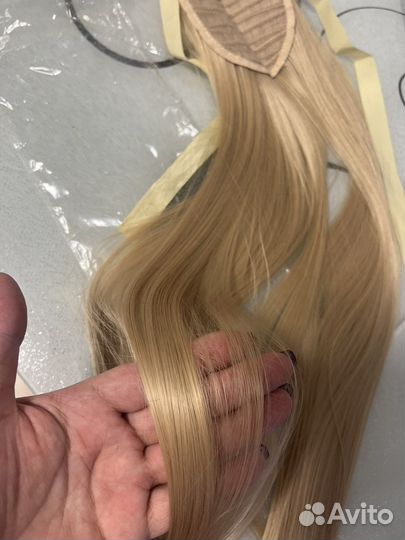 Волосы на заколках