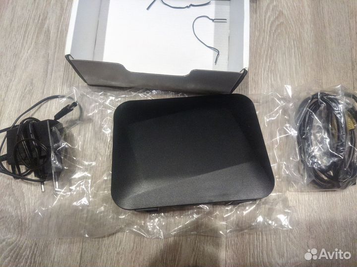 Роутер гигабитный SMART box turbo+