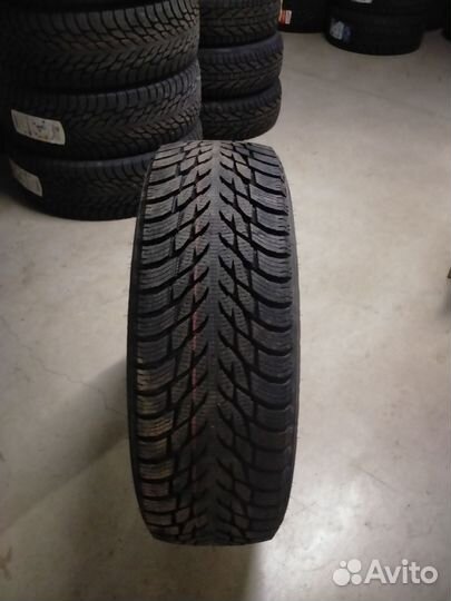 Nokian Tyres Hakkapeliitta R3 SUV 275/35 R21 103T