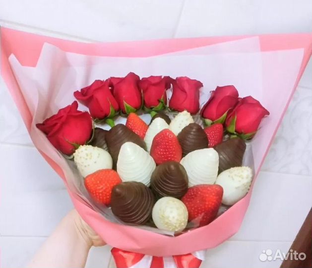Клубника в шоколаде набор букет цветы учителю