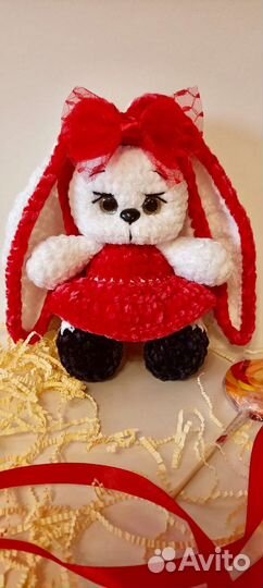 Игрушка мягкая зайка-конфетка