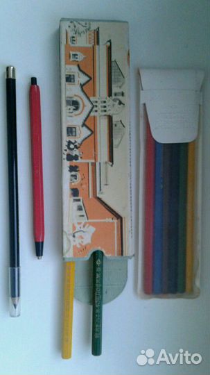 Карандаши цветные и простые СССР