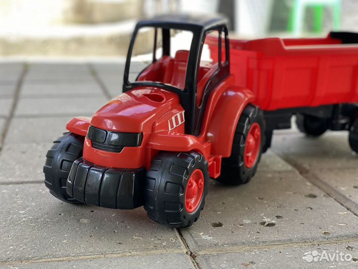 Трактор детский с прицепом