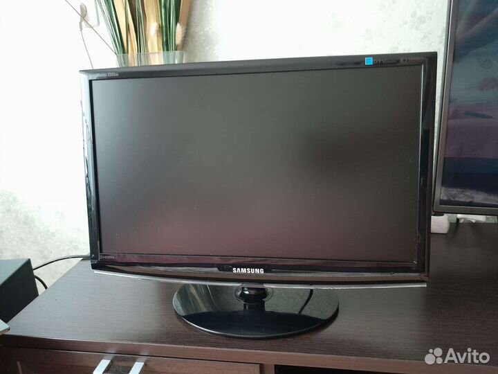 Монитор Samsung