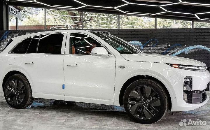 LiXiang L6 1.5 AT, 2024