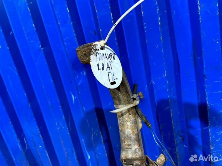 Кулак передний левый Mitsubishi Galant EA 1.8 4G93