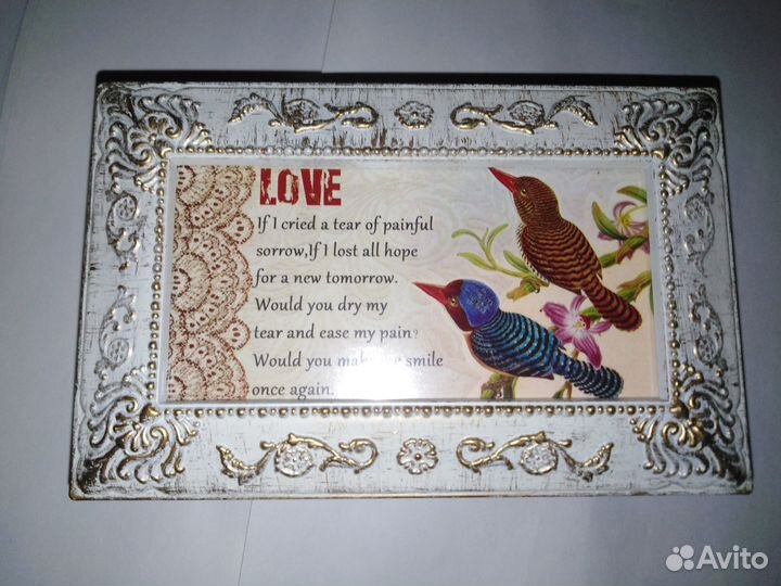 Шкатулка механическая музыкальная