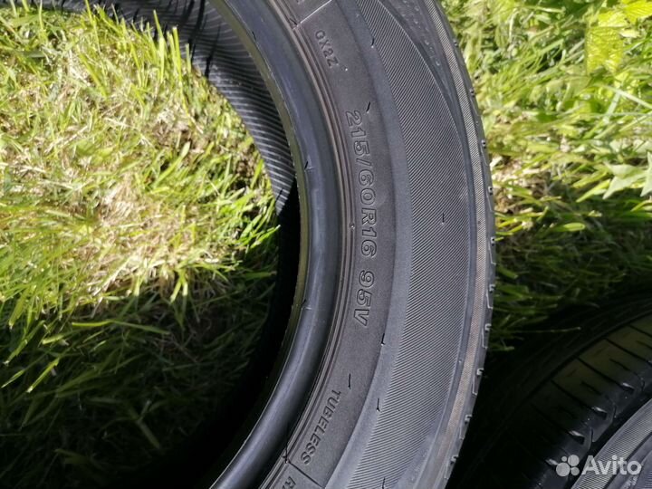 Bridgestone Regno GR-XII 215/60 R16