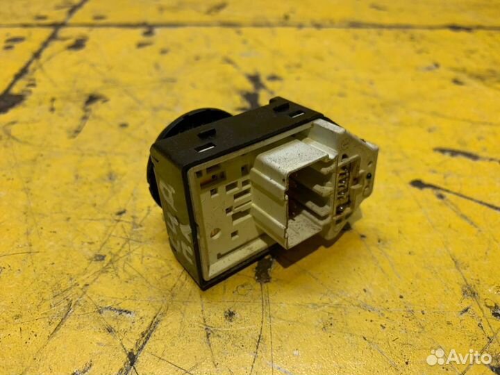 Кнопка регулировки зеркал Kia Ceed 2009-2012