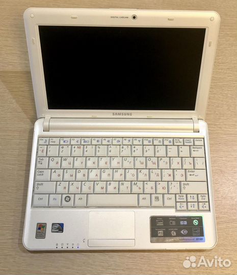 Рабочий samsung NP-N130 на запчасти