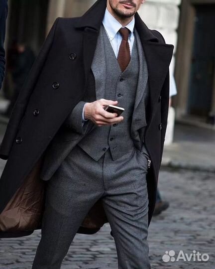 Магазин Стильной Классической Одежды с товарным ос