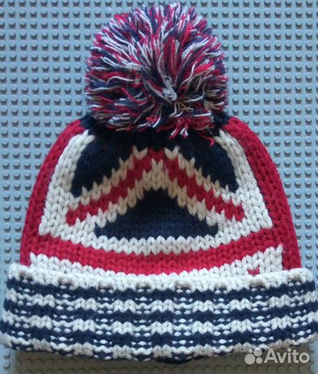 Новые шапочки Mango, Maxval