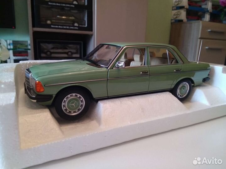 Mercedes Benz 200,W 123, 1/18, norev, Новый