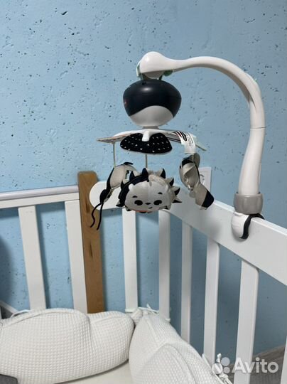 Мобиль на кроватку tiny love