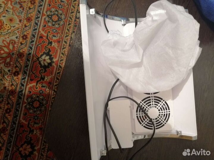 Маникюрный пылесос