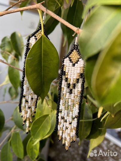 Длинные серьги из бисера