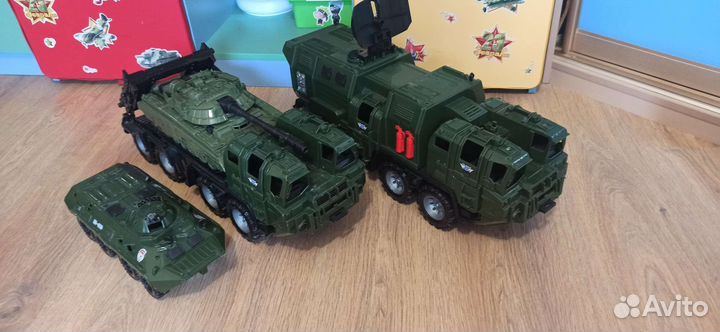 Детские игрушки