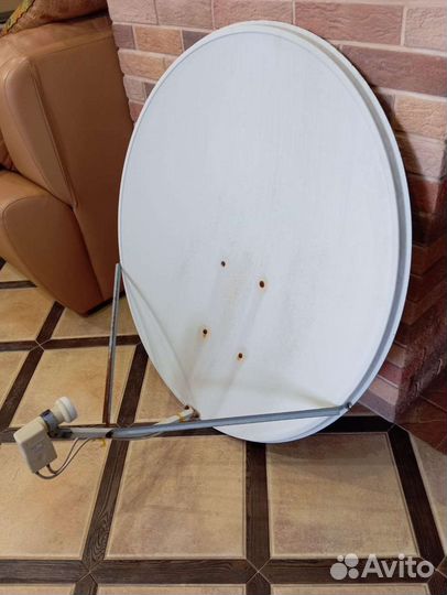 Антенна спутниковая