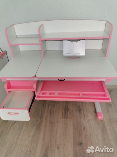 Письменный стол для школьника бу