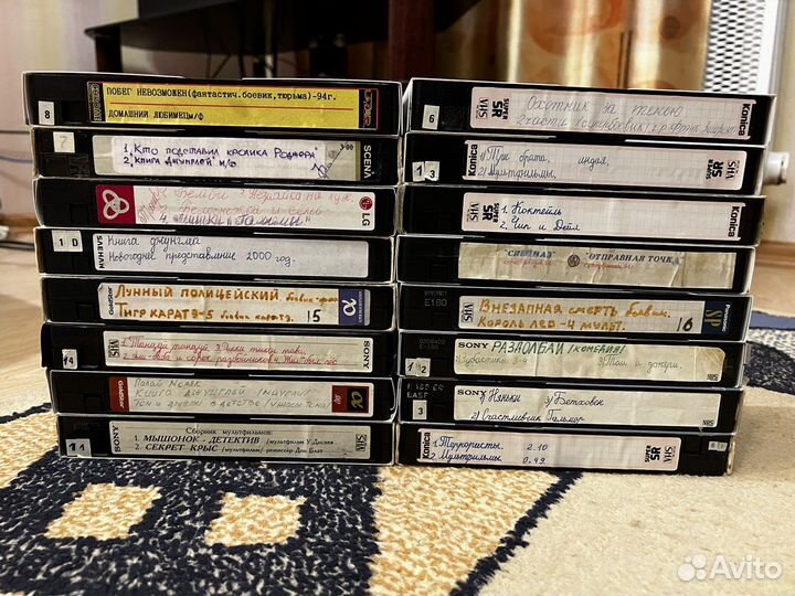 Видеокассеты в записи