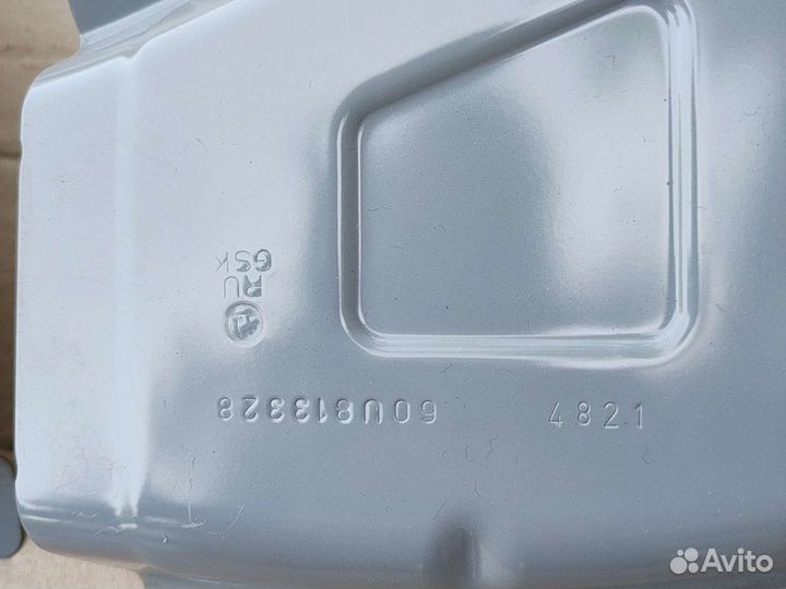 Панель крепления заднего фонаря Skoda Rapid 2