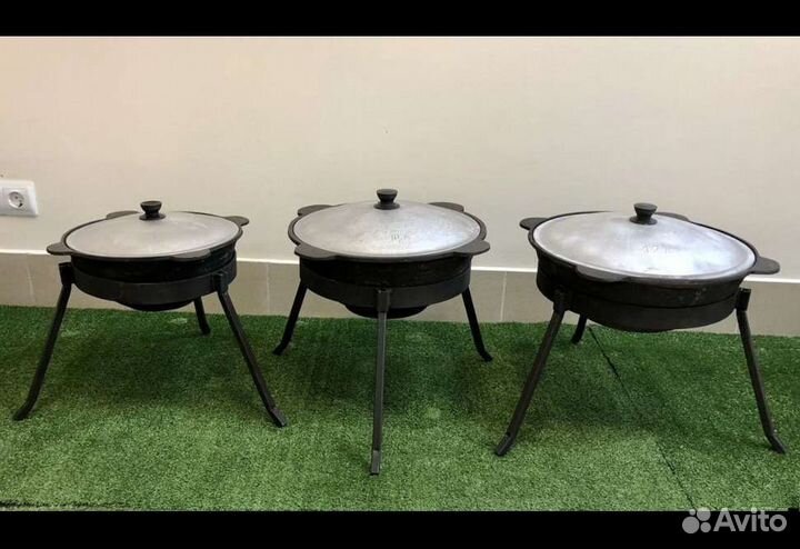 Казан чугунный 8л на треноге