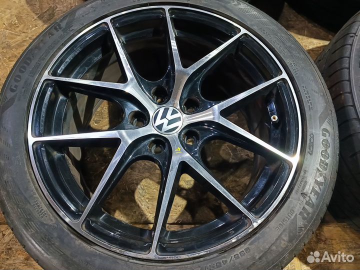 Колёса летние Volkswagen 235/45 R17 5x112